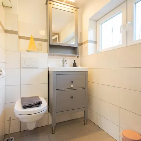Lotsenhaus Apartment *